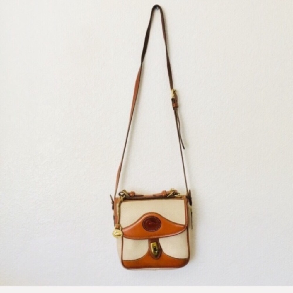Vintage Dooney & Bourke Crossbody